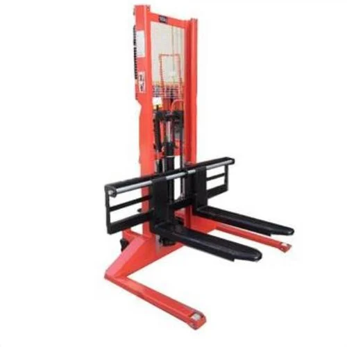 Straddle Stacker